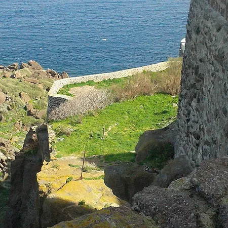 Maria- كاستيلساردو