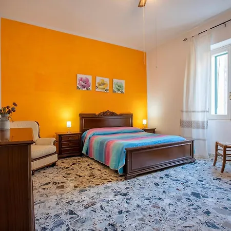 Maria- كاستيلساردو